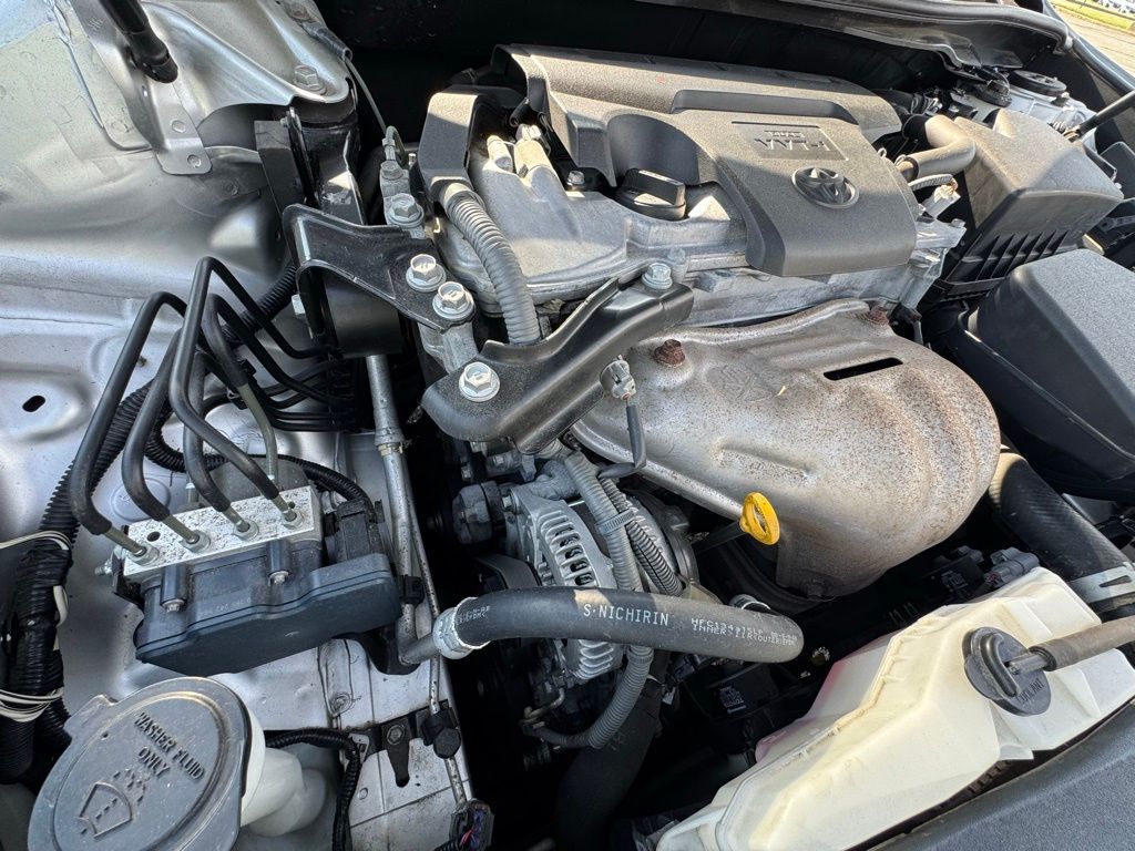 2012 Toyota Camry LE photo 24