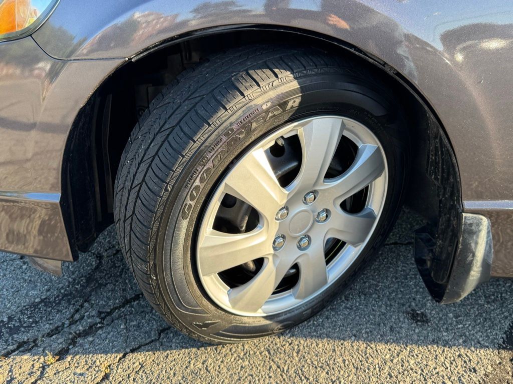 2010 Honda Civic LX photo 19