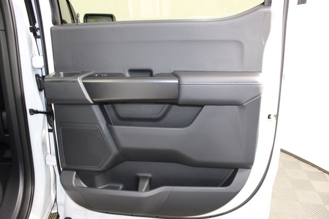 2025 Ford F-150 STX photo 19