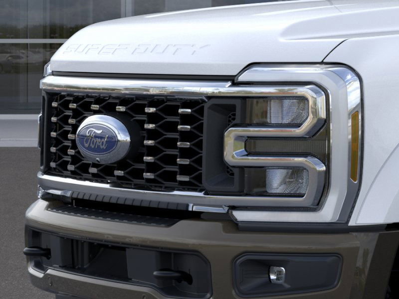2026 Ford F-450 King Ranch photo 16
