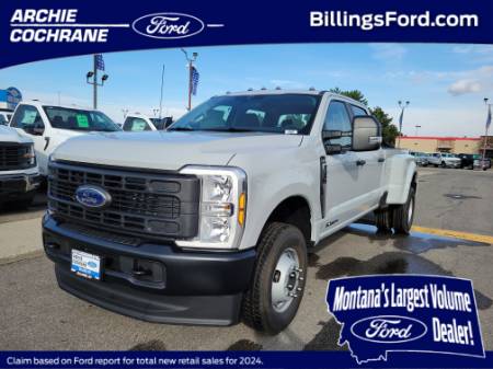 2026 Ford Super Duty F-350 DRW XL