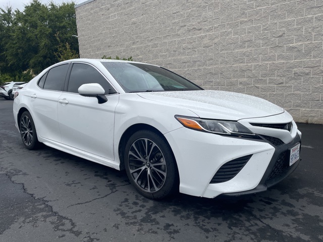 Used 2019 Toyota Camry SE
