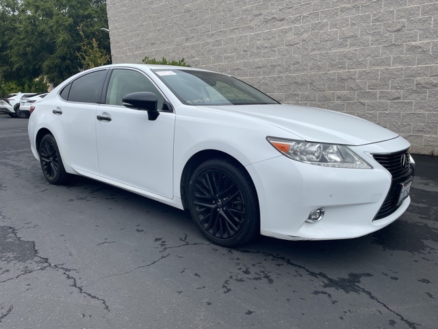 2015 Lexus ES 350 Crafted Line