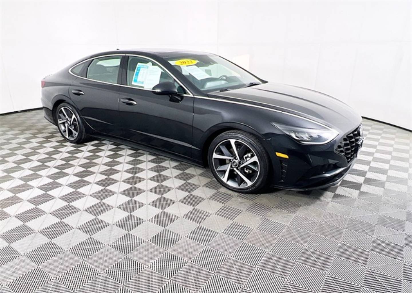 2022 Hyundai Sonata SEL Plus's photo