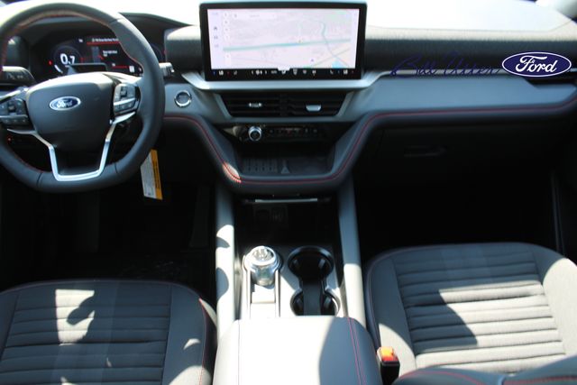 2025 Ford Explorer ST-Line photo 11