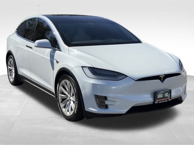 2020 Tesla Model X Long Range photo 3