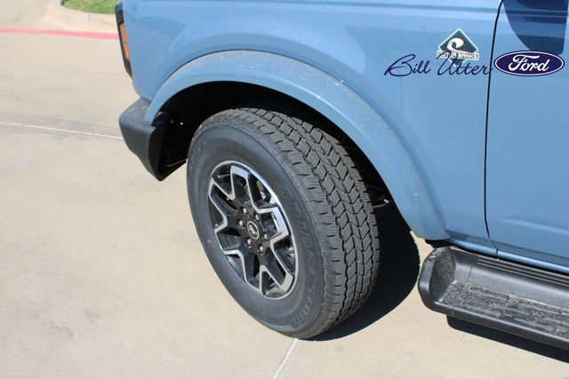 2025 Ford Bronco Outer Banks photo 5