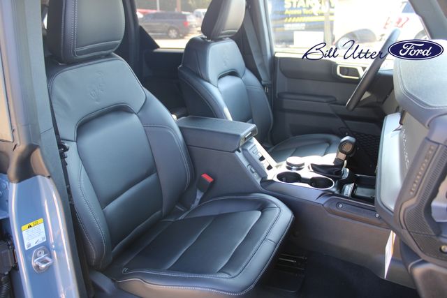 2025 Ford Bronco Outer Banks photo 7