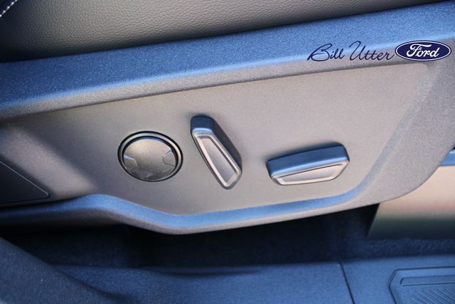2025 Ford Bronco Outer Banks photo 8