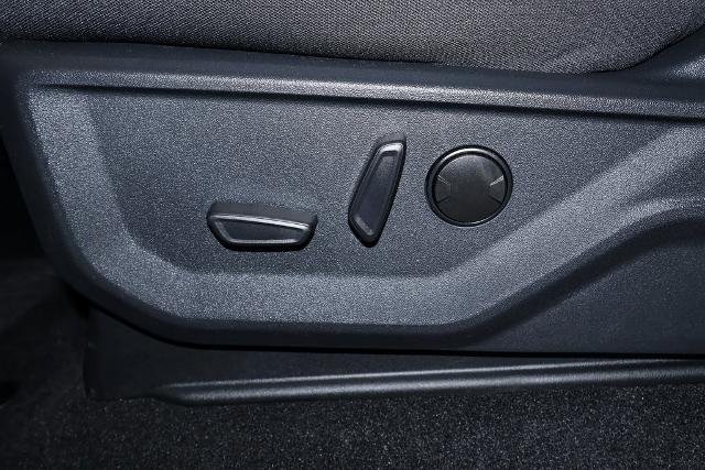 2024 Ford F-150 XLT photo 12
