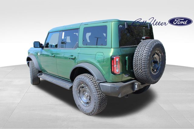2025 Ford Bronco Outer Banks photo 4