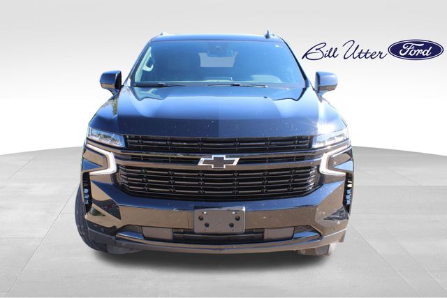 2023 Chevrolet Suburban RST photo 2