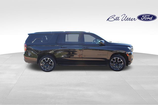 2023 Chevrolet Suburban RST photo 4