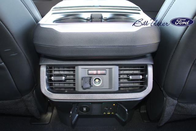 2025 Ford F-150 Platinum photo 13