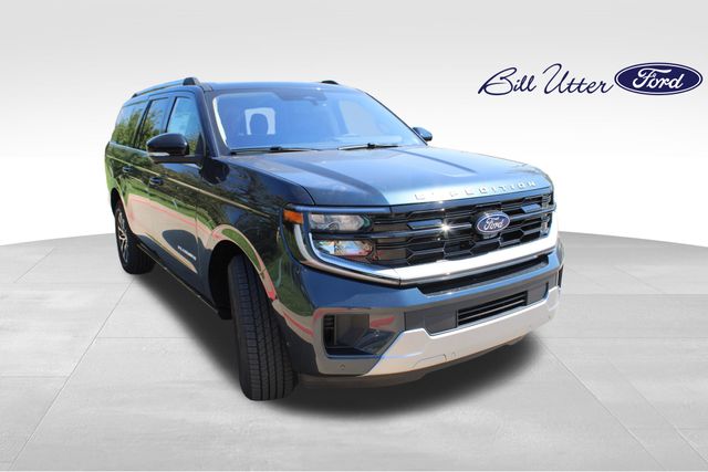 2025 Ford Expedition MAX Platinum photo 2