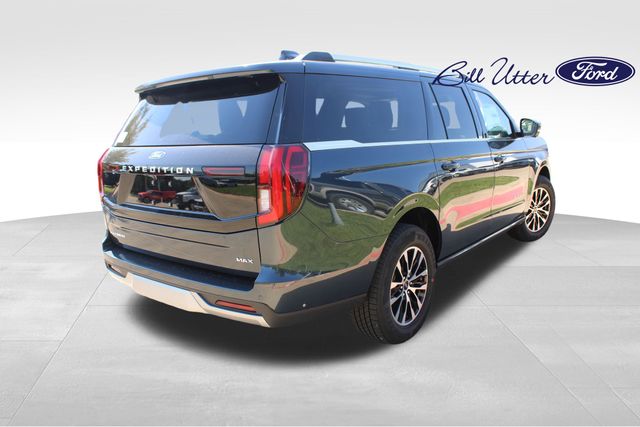 2025 Ford Expedition MAX Platinum photo 3