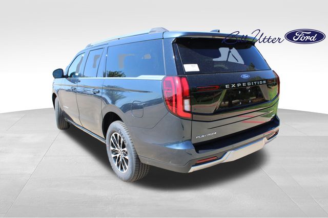2025 Ford Expedition MAX Platinum photo 4