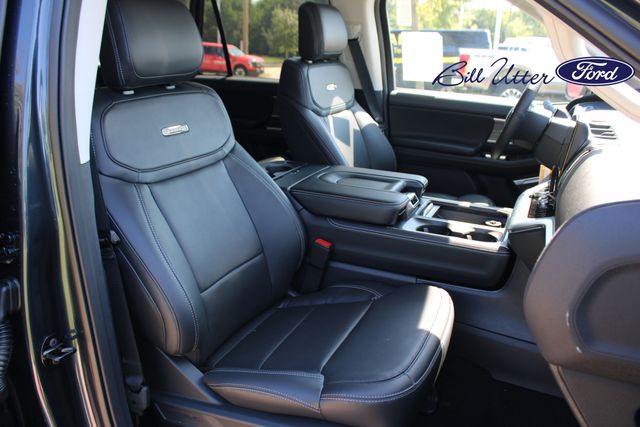 2025 Ford Expedition MAX Platinum photo 6