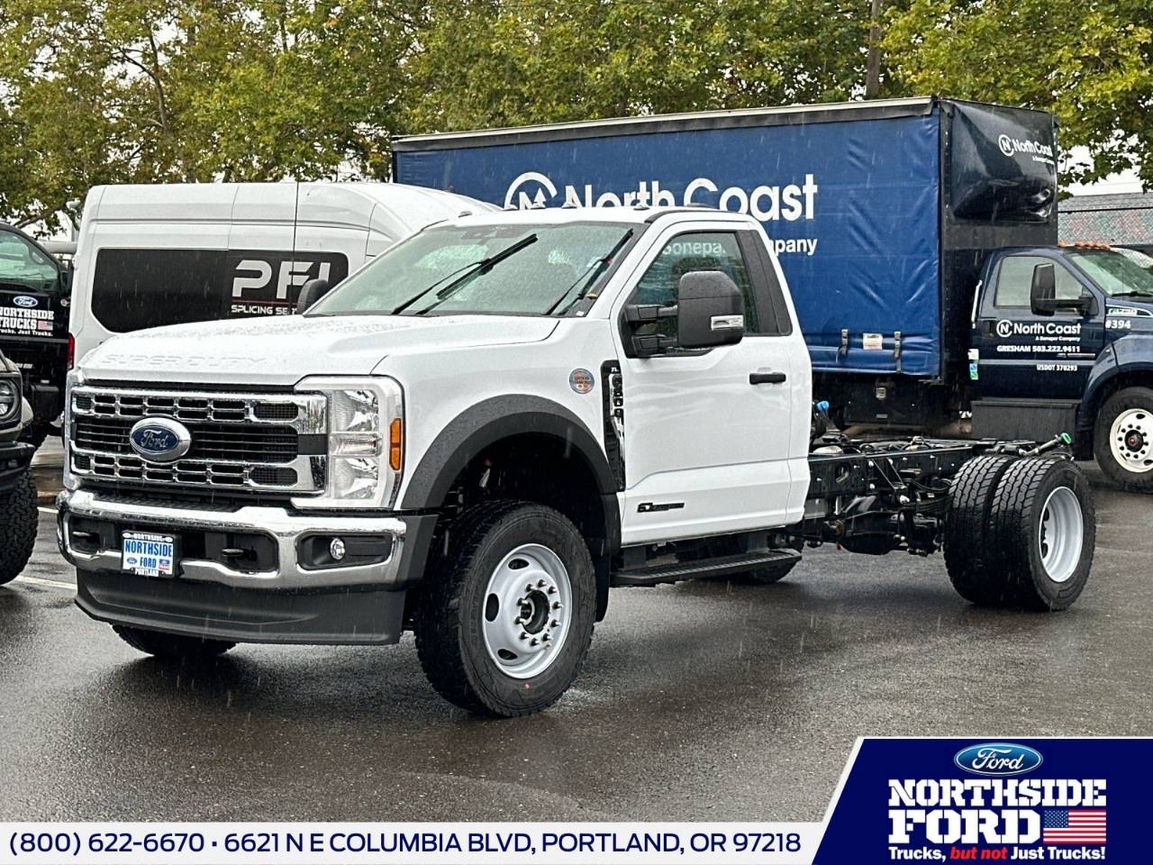 2025 Ford F-600 Super Duty Chassis Cab XL's photo