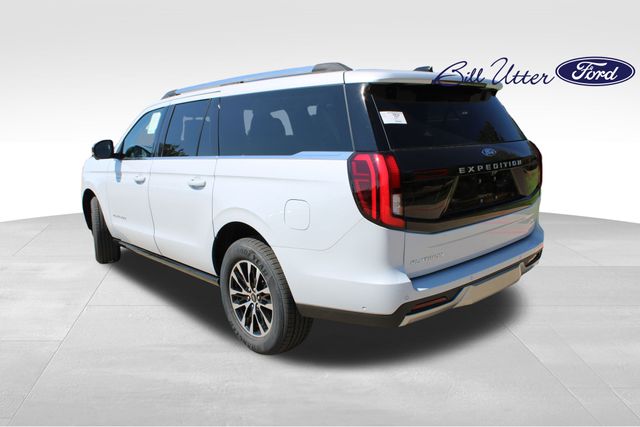 2025 Ford Expedition MAX Platinum photo 3