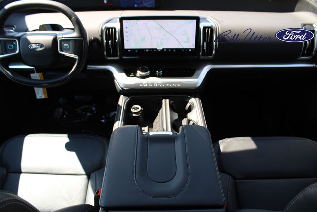 2025 Ford Expedition MAX Platinum photo 9
