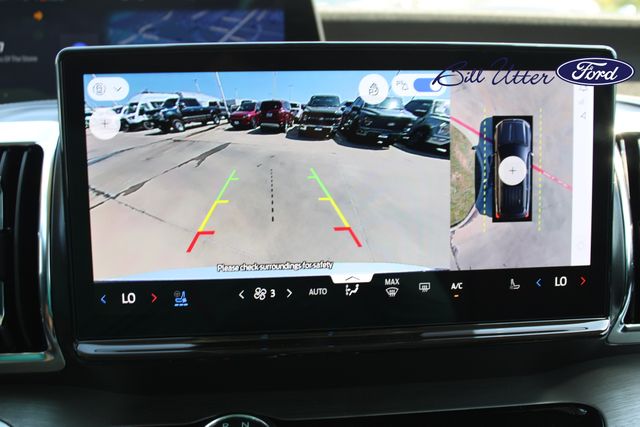 2025 Ford Expedition MAX Platinum photo 14
