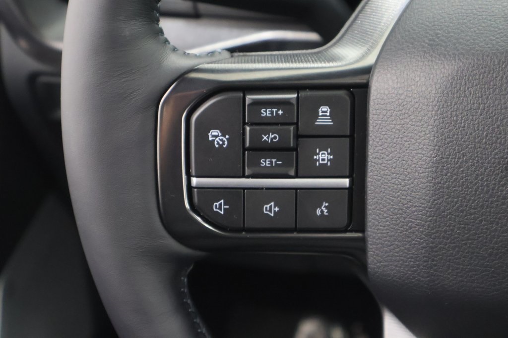 2025 Ford F-150 Platinum photo 18