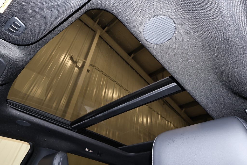 2025 Ford F-150 Platinum photo 27