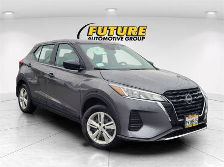 2024 Nissan Kicks S