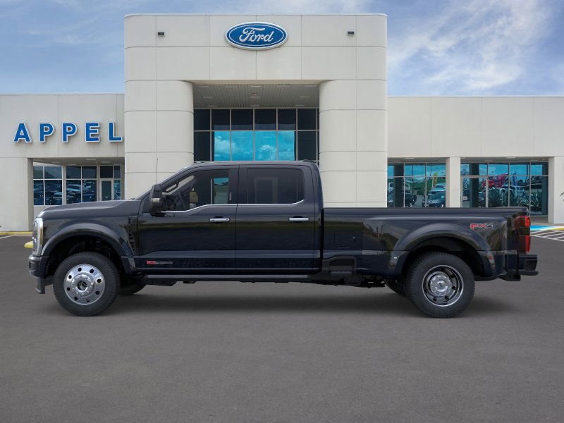 2026 Ford F-450 Platinum photo 4