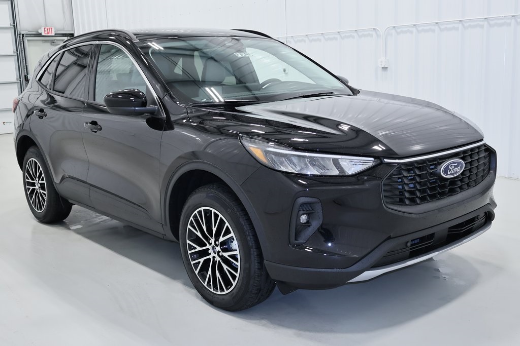 2024 Ford Escape Plug-In Hybrid Base photo 2