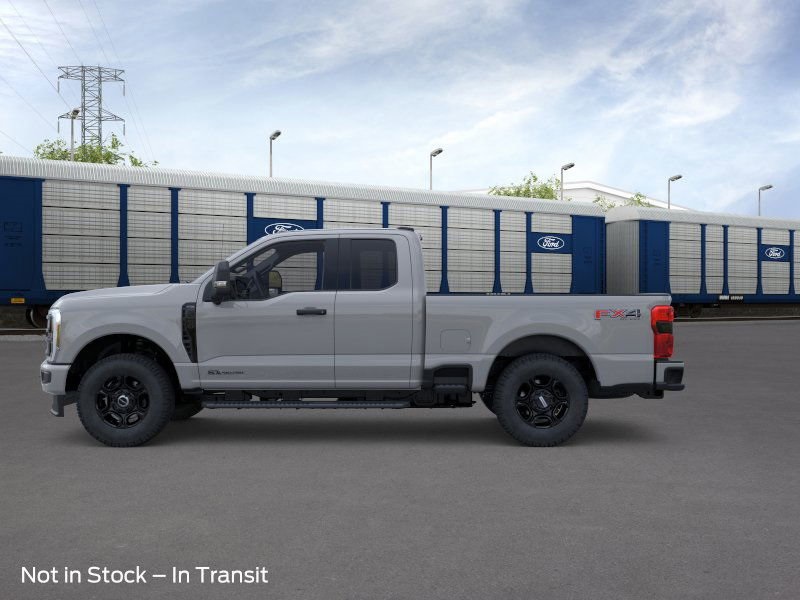 2026 Ford F-350 photo 3