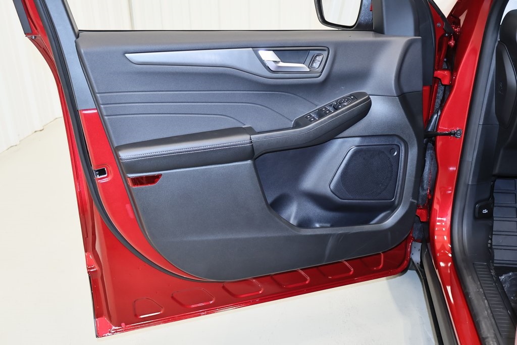 2024 Ford Escape Plug-In Hybrid Base photo 8