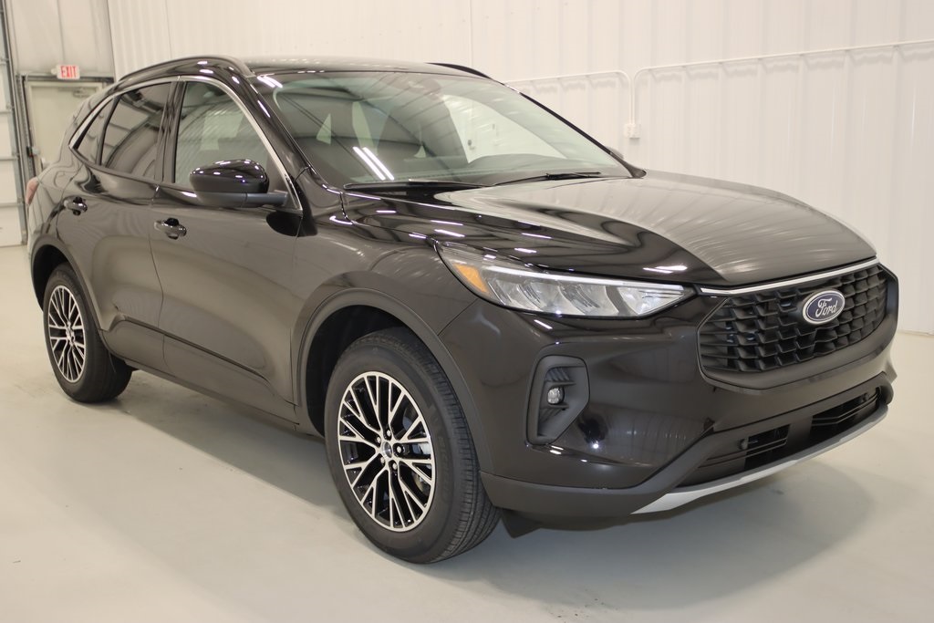 2024 Ford Escape Plug-In Hybrid Base photo 3