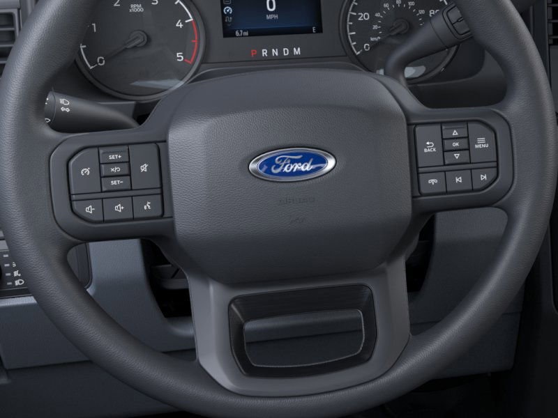 2026 Ford F-350 photo 9