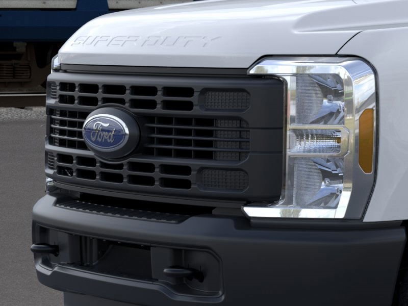 2026 Ford F-350 photo 13
