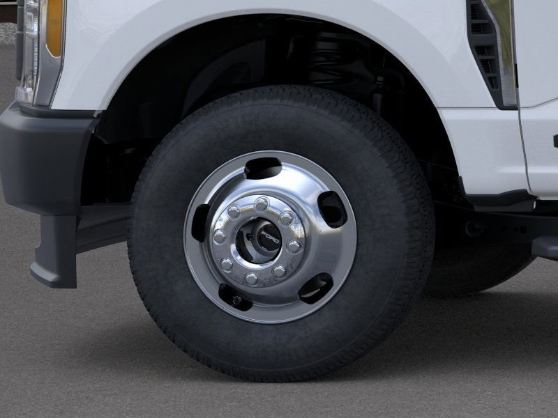 2026 Ford F-350 photo 14