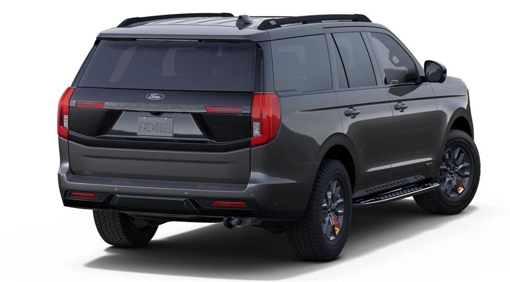 2025 Ford Expedition photo 2