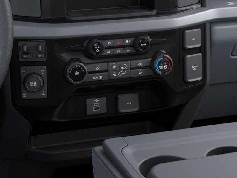 2026 Ford F-350 photo 13