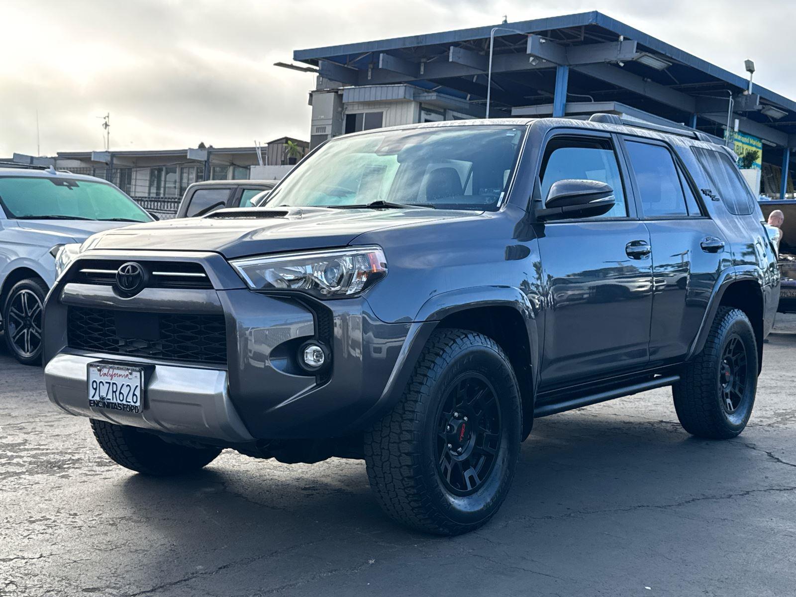 2023 Toyota 4Runner TRD Off-Road Premium photo 4