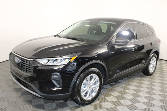 2025 Ford Escape Active photo 4