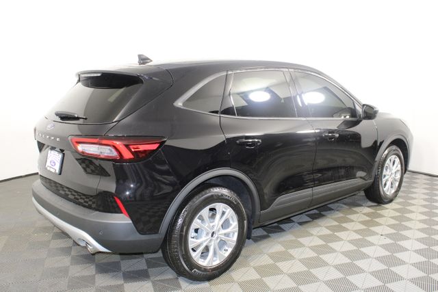 2025 Ford Escape Active photo 12