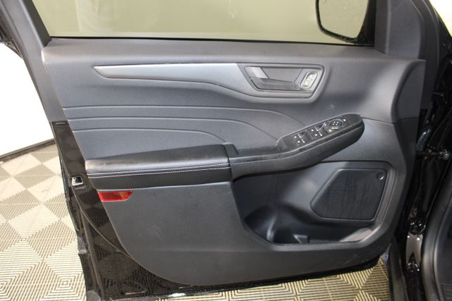 2025 Ford Escape Active photo 17