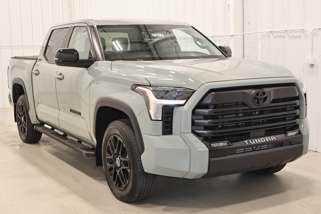 2024 Toyota Tundra Limited photo 3