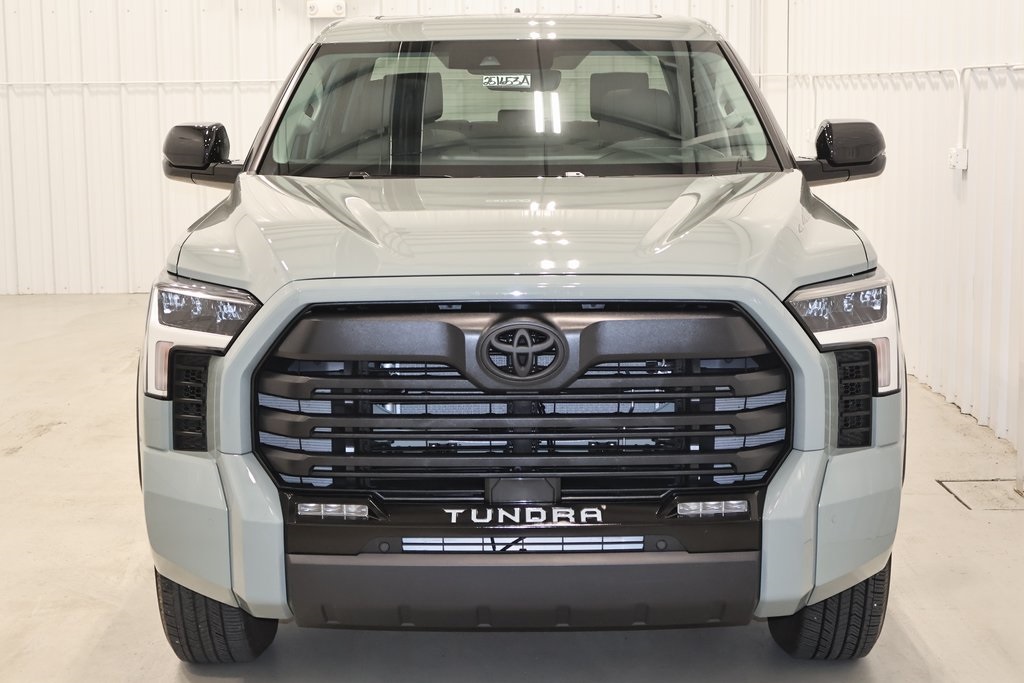 2024 Toyota Tundra Limited photo 4