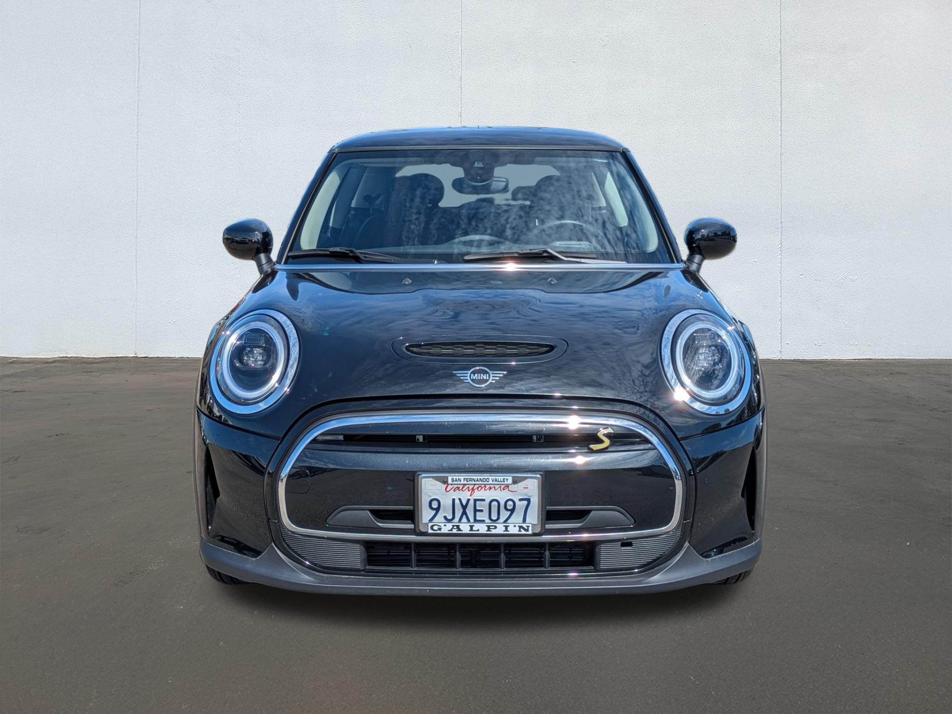 2024 Mini Cooper SE Hardtop photo 8