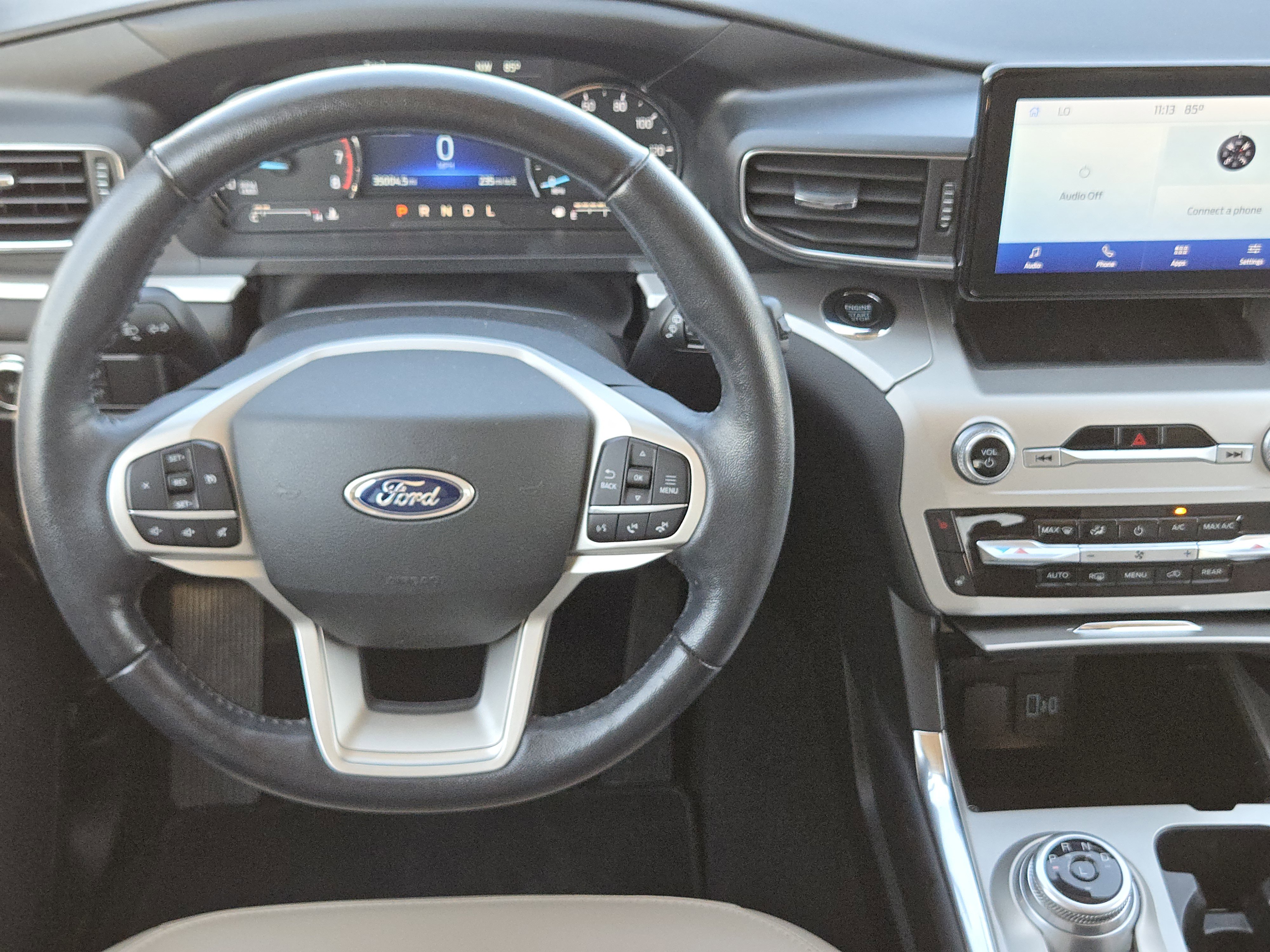2022 Ford Explorer XLT photo 25