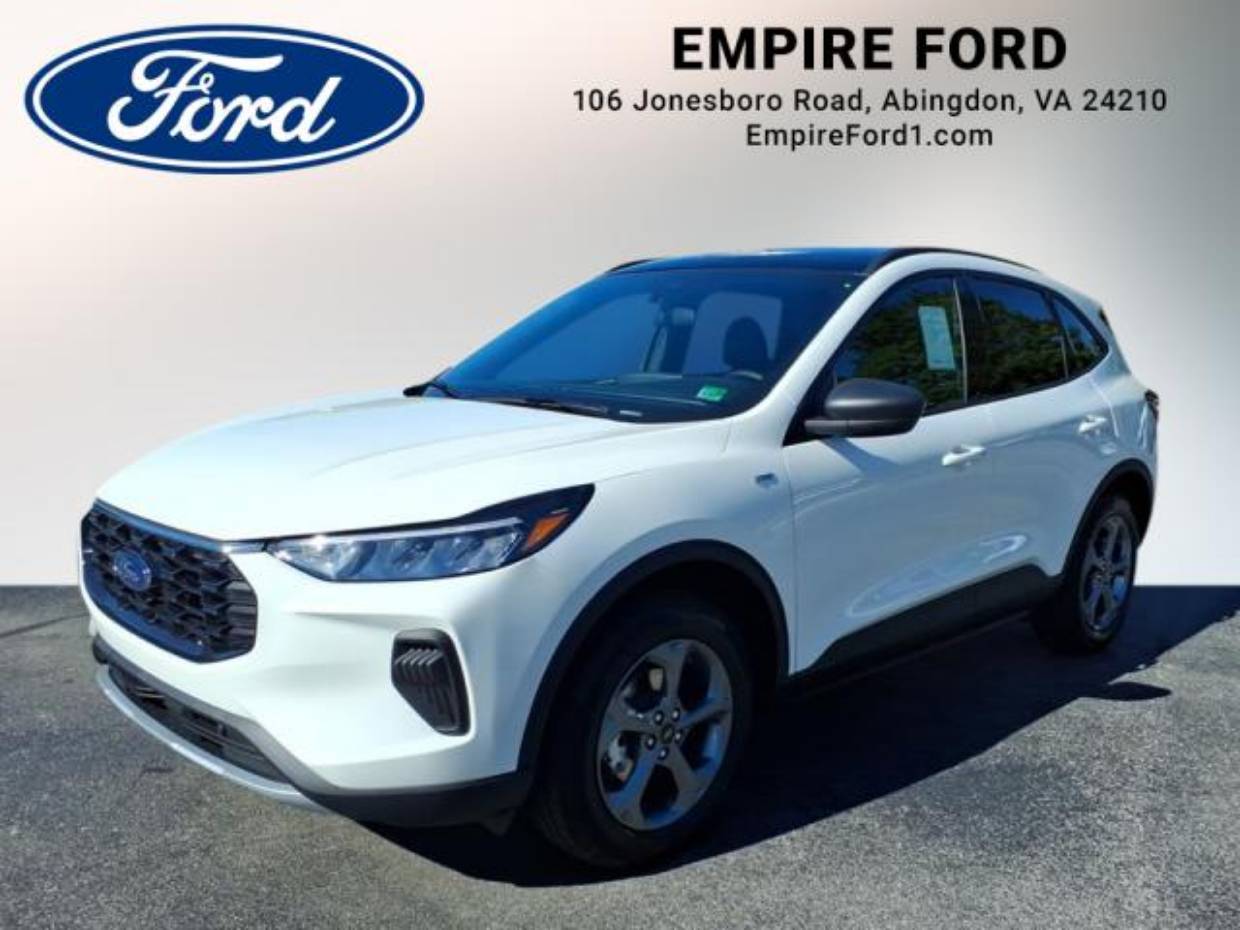 2026 Ford Escape ST-Line's photo