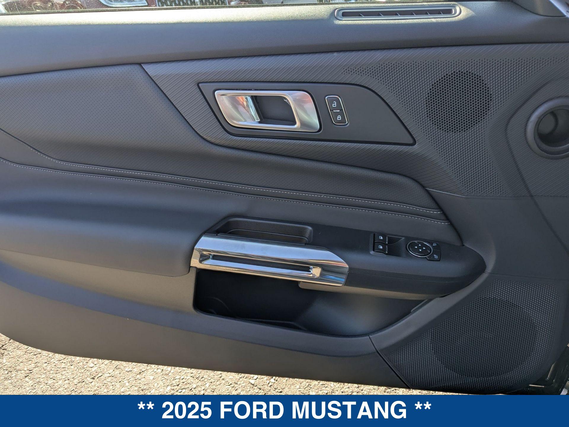 2025 Ford Mustang GT Premium photo 10