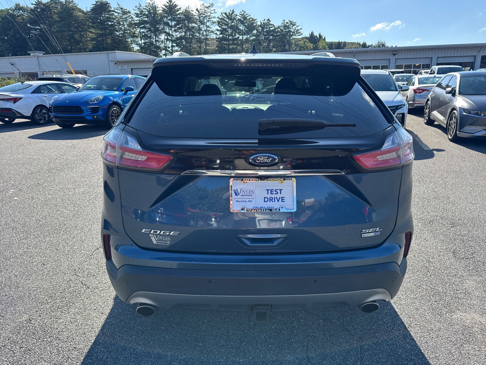 2019 Ford Edge SEL photo 4